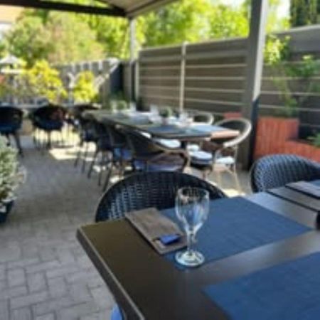 Hotel Restaurant Harrier Hof Brake (Wesermarsch) Exterior foto